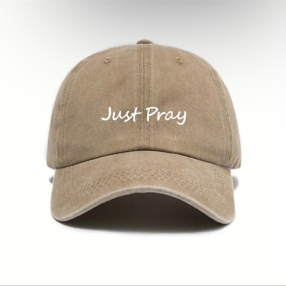 ✨Vintage Embroidered “Just Pray” Baseball Cap”✨
